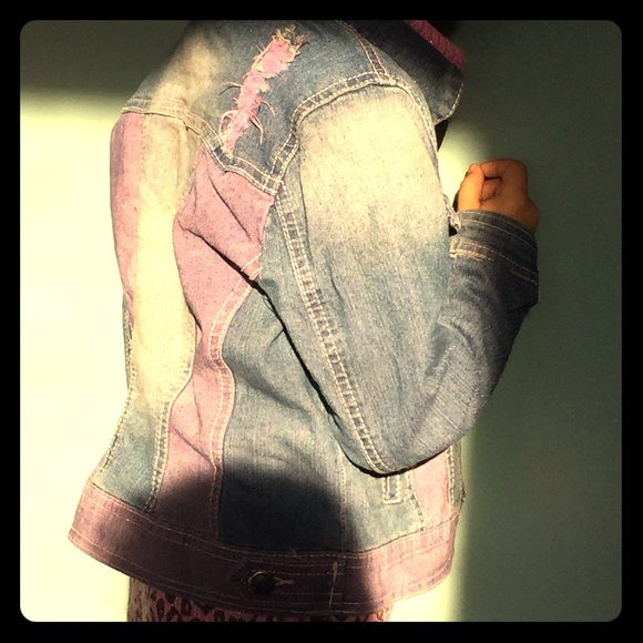 PURPLE DENIM JACKET - Picture 2 of 8